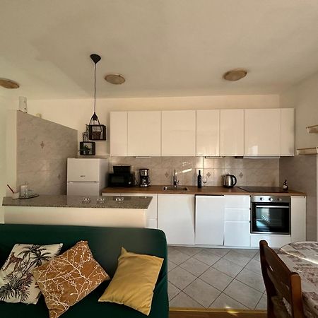 Kaštela Apartman Petra מראה חיצוני תמונה