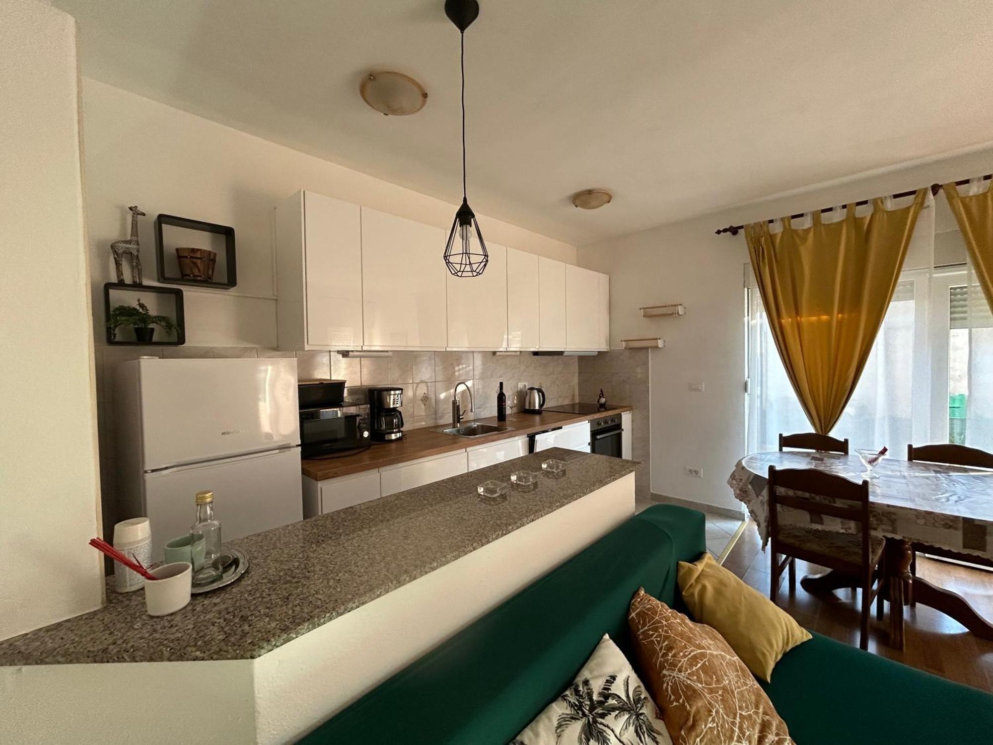 Kaštela Apartman Petra מראה חיצוני תמונה
